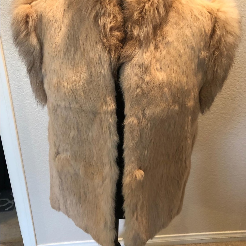 Real fur vest tan